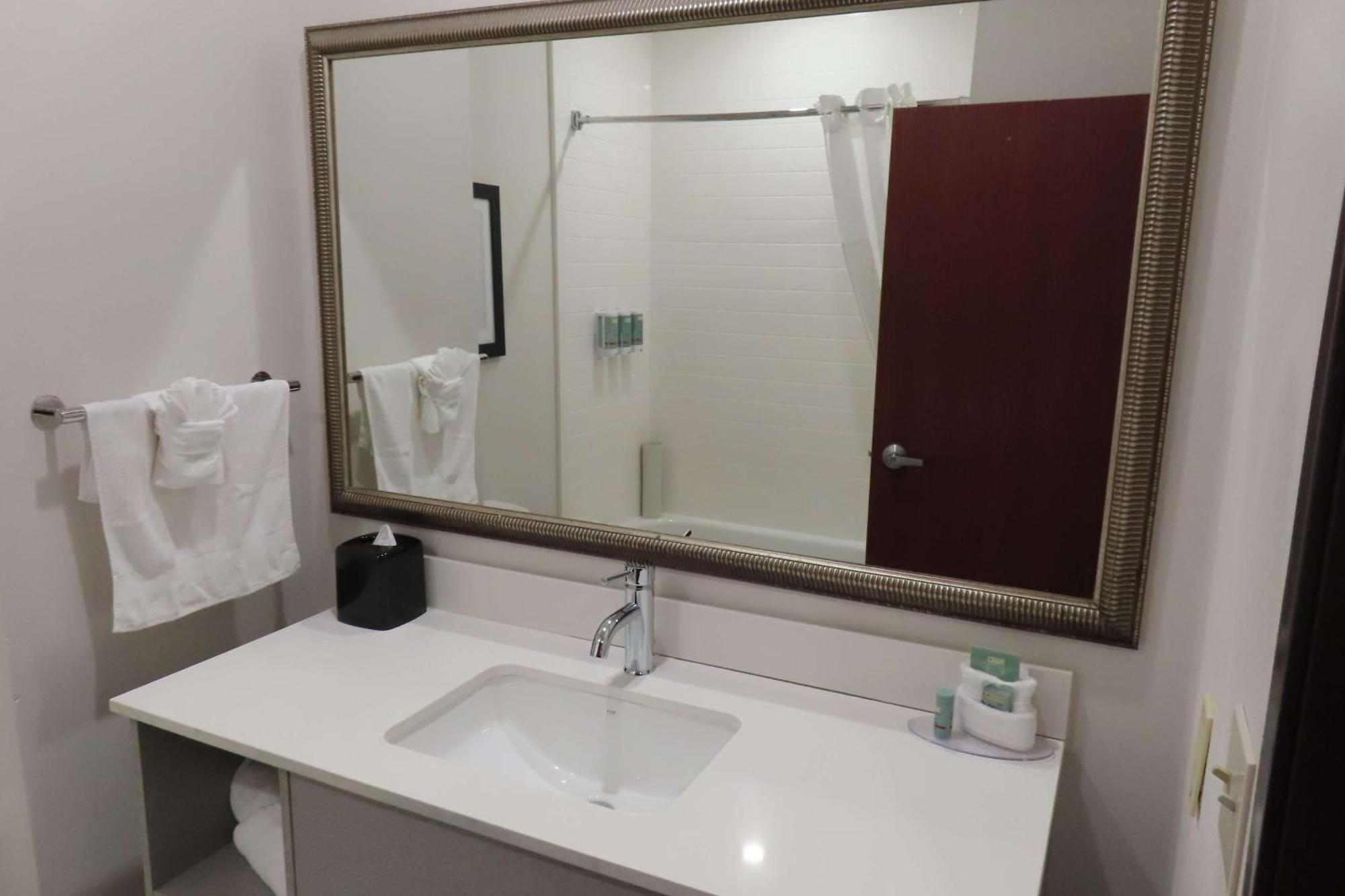 Best Western Heritage Inn & Suites Broussard エクステリア 写真