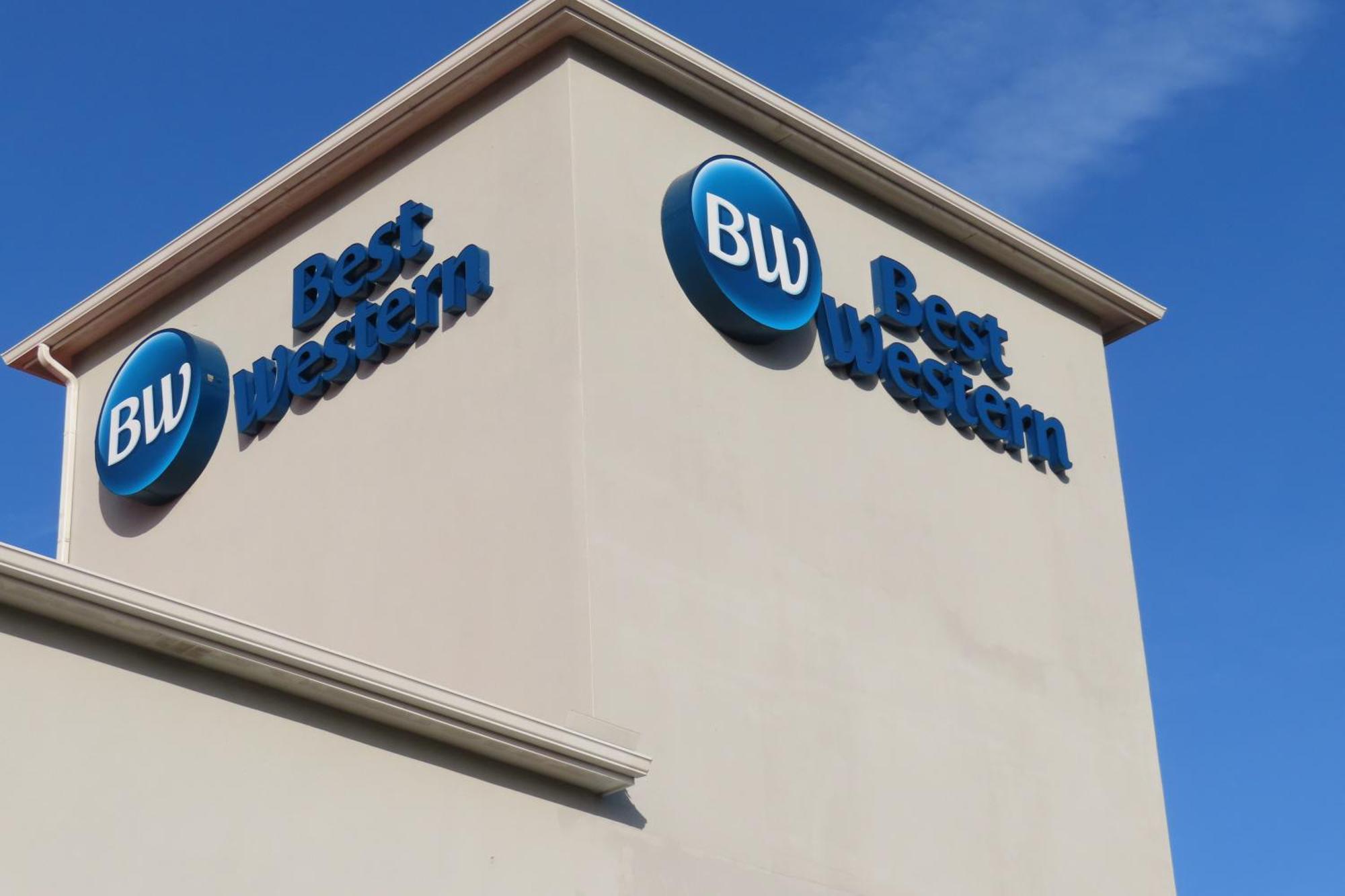 Best Western Heritage Inn & Suites Broussard エクステリア 写真
